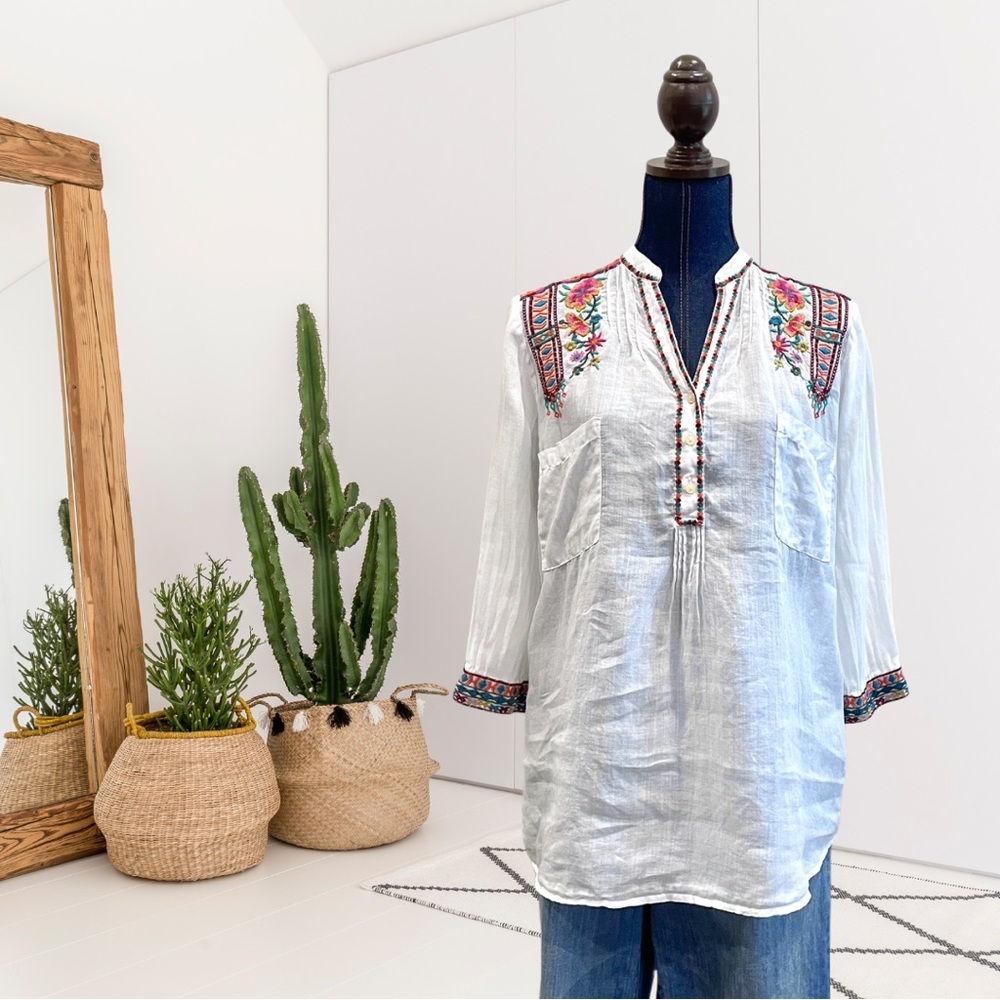 Johnny Was 3J Workshop 3/4 Sleeve Embroidered Popover Top